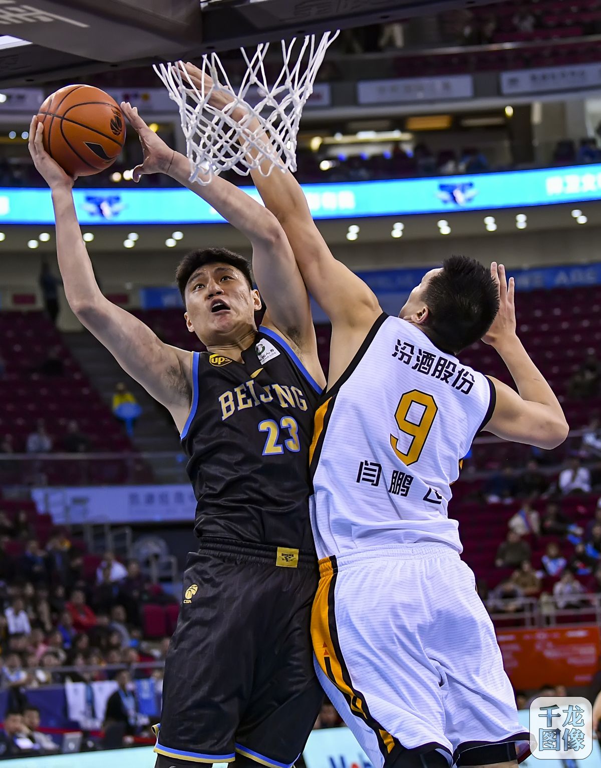 成接应与侧 成接应与侧